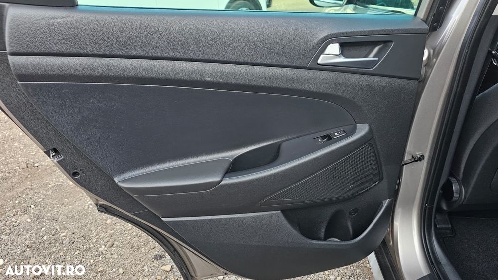 Hyundai Tucson 2.0 CRDI 4WD Automatik Style - 21