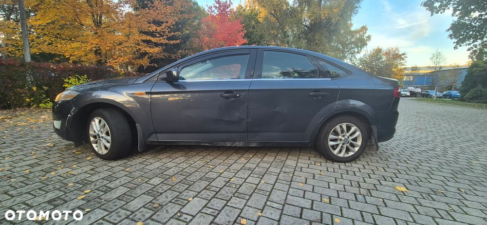 Ford Mondeo 1.6 Ambiente - 12