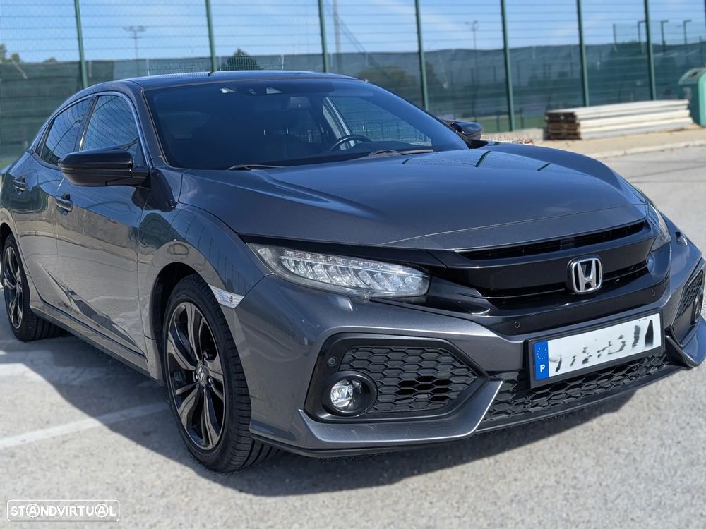 Honda Civic 1.0 i-VTEC Executive Premium CVT - 3