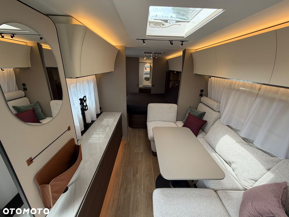 Adria ALPINA 663 HT - 10