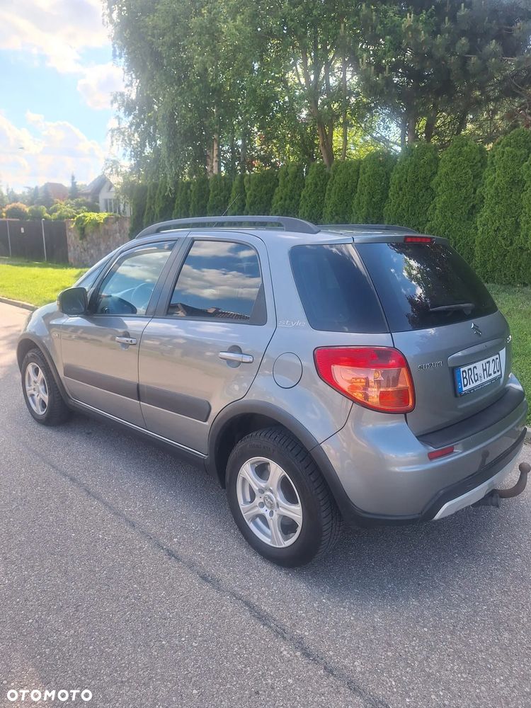 Suzuki SX4 2.0 DDiS Premium 4WD - 4
