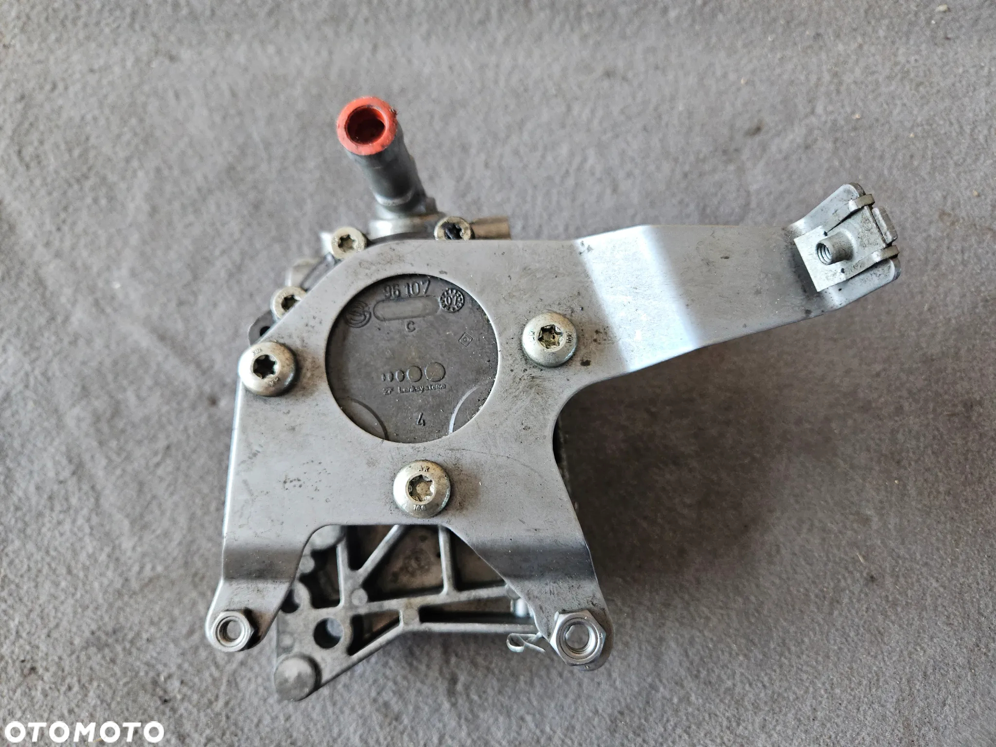 Pompa wspomagania BMW E90 E91 3,0 3,5 D 6781484 678148401 - 5