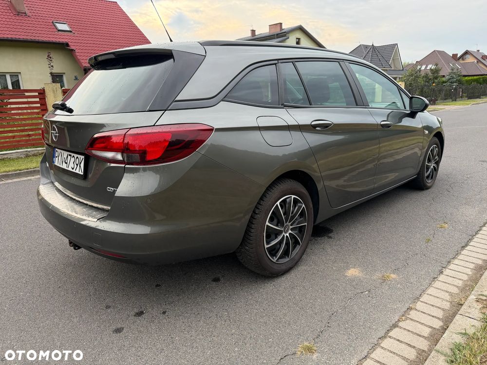 Opel Astra 1.6 CDTI DPF ecoFLEX Start/Stop Exklusiv - 4