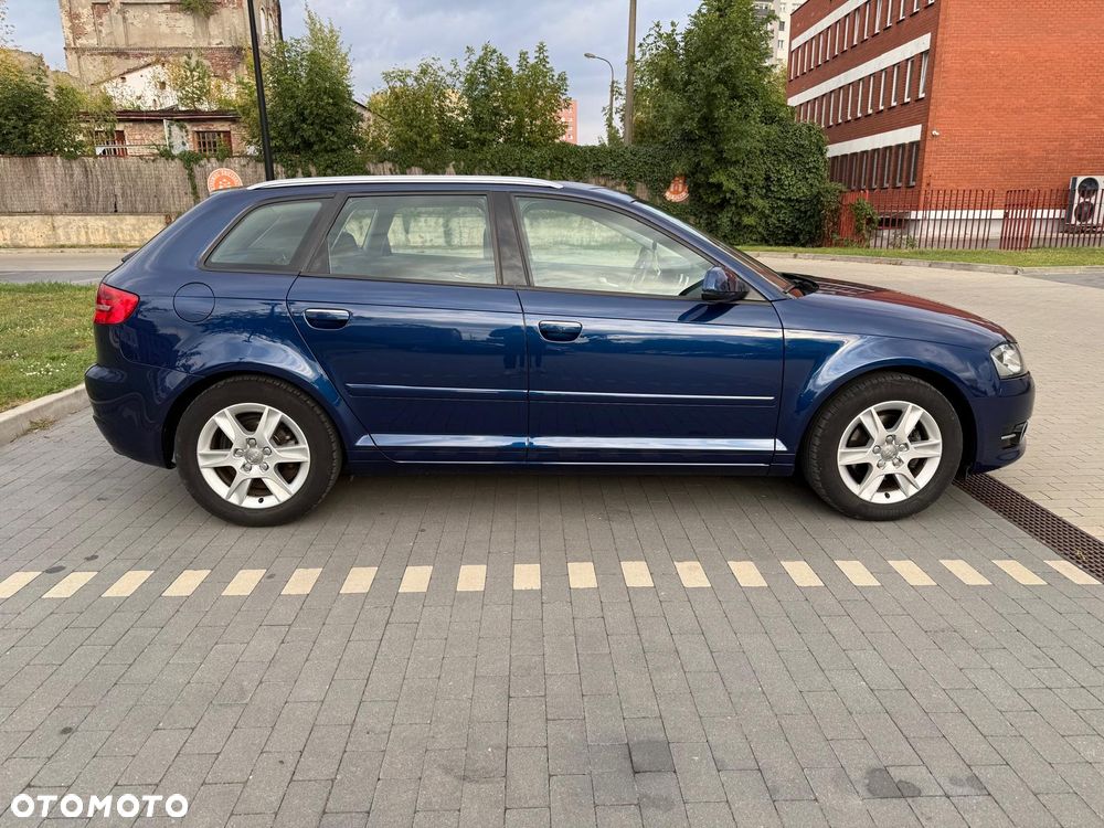 Audi A3 Sportback 1.4 TFSI Attraction - 8