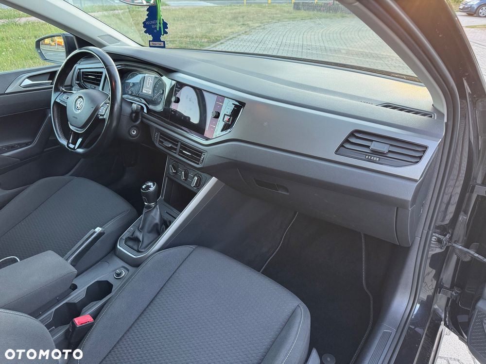 Volkswagen Polo - 8