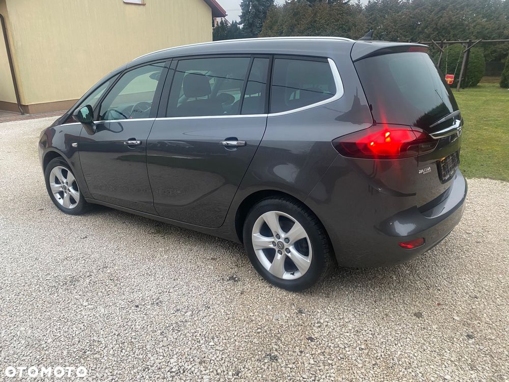 Opel Zafira 2.0 CDTI Cosmo - 4