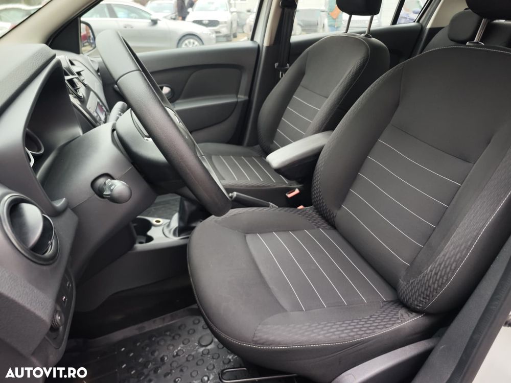 Dacia Logan 0.9 TCe Ambiance - 12