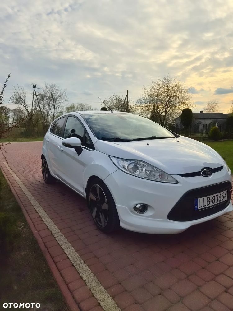 Ford Fiesta 1.6 Ti-VCT Titanium - 2