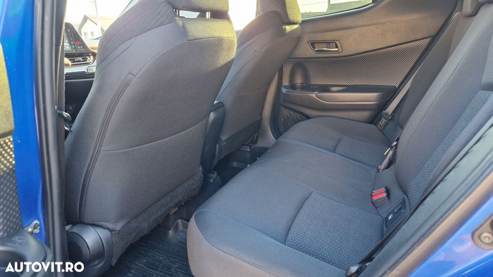 Toyota C-HR 1.8 HSD 4x2 CVT C-lassy - 17