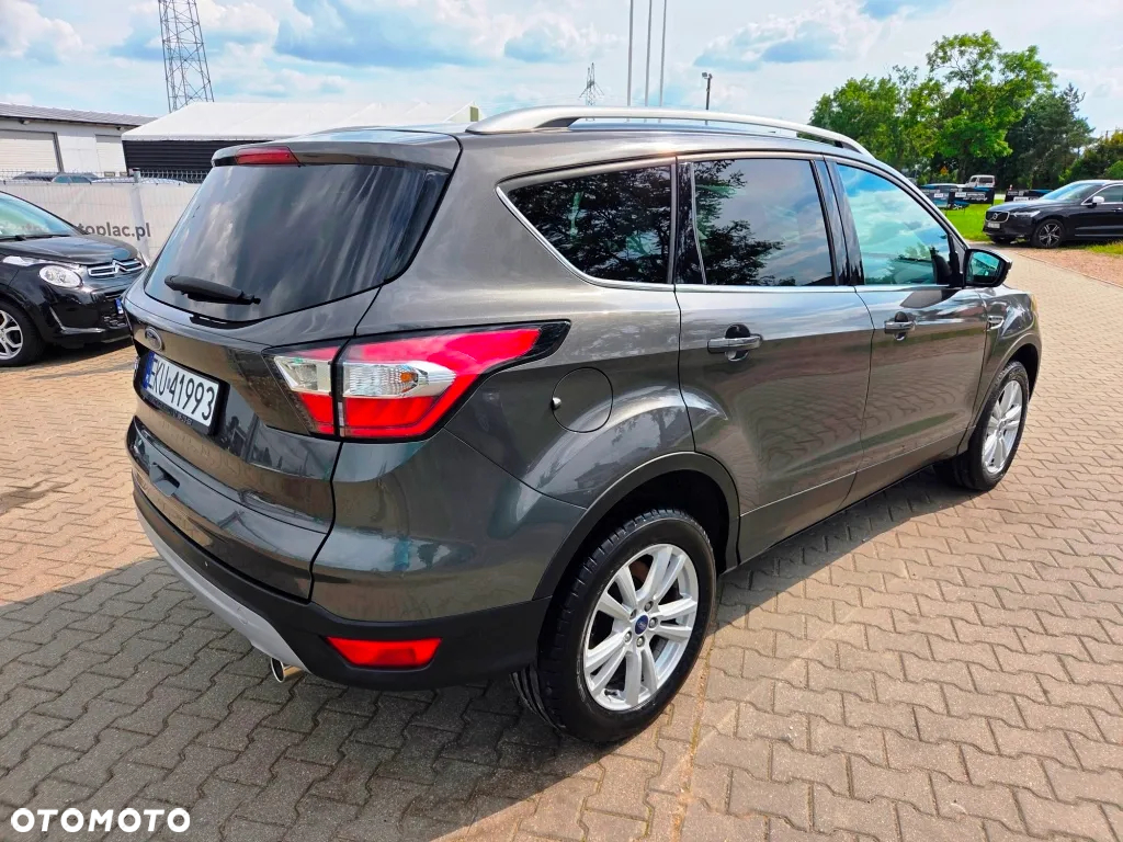 Ford Kuga 2.0 TDCi 2x4 Business Edition - 6