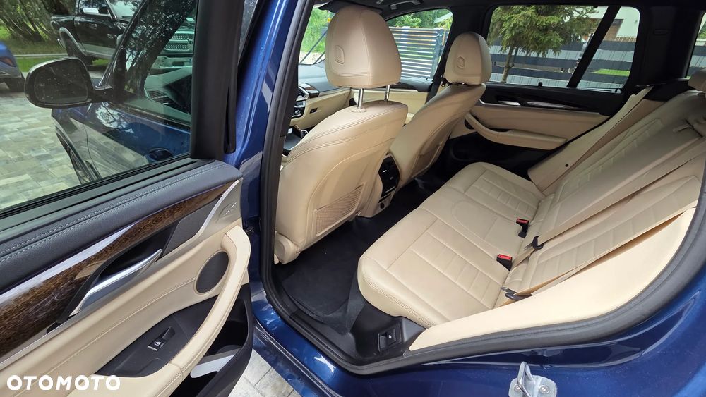 BMW X3 - 11