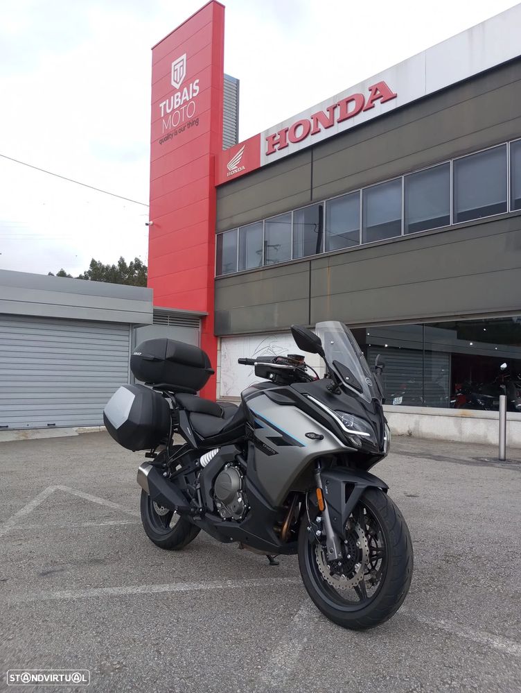 CF Moto 650GT GT - 1