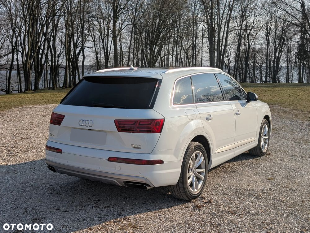 Audi Q7 3.0 TFSI Quattro Tiptronic - 4