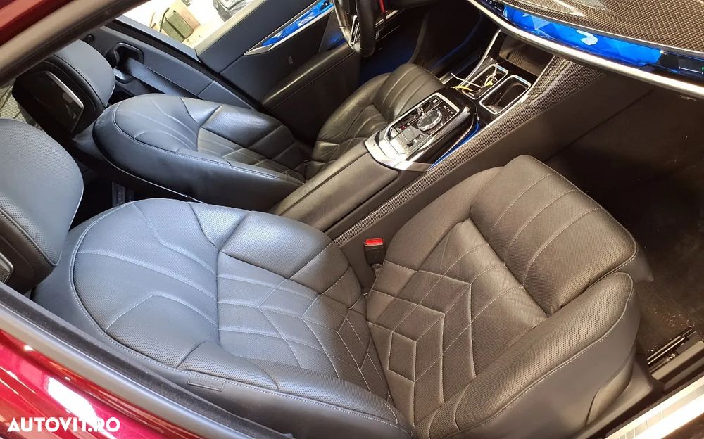 BMW M7 M760e xDrive AT PHEV - 10