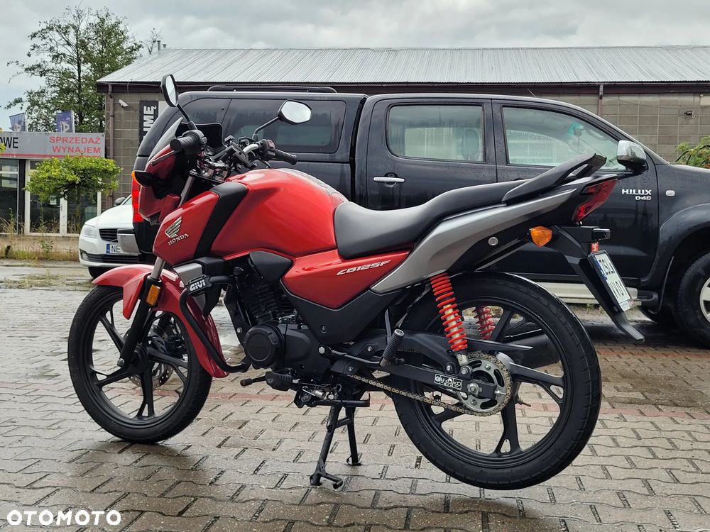 Honda CBF - 8