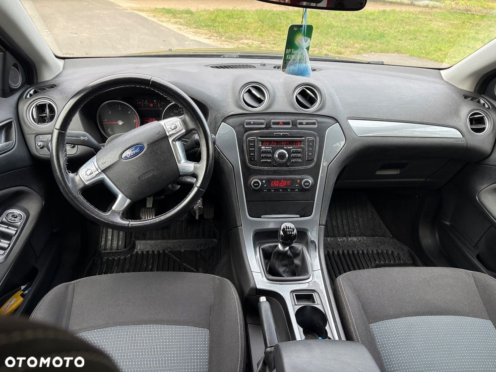 Ford Mondeo 1.6 TDCi Ambiente - 12