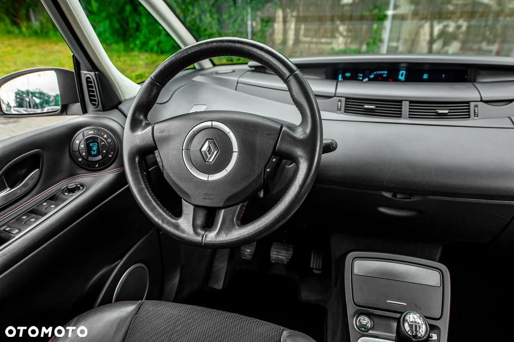 Renault Espace 2.0 Dynamique - 8