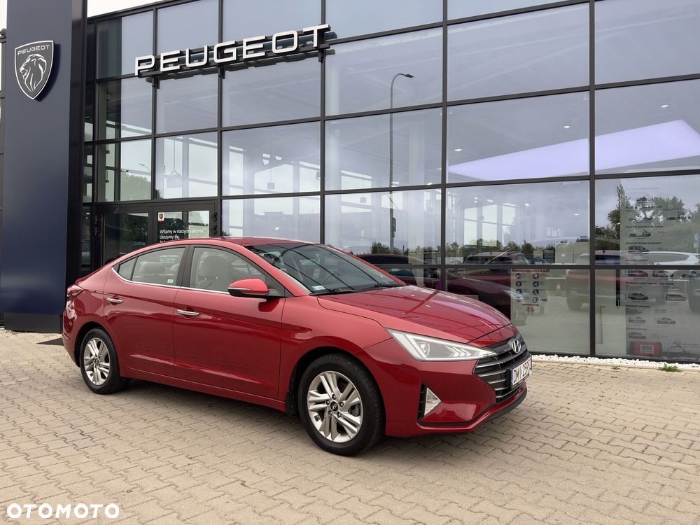 Hyundai Elantra 1.6 Comfort - 1