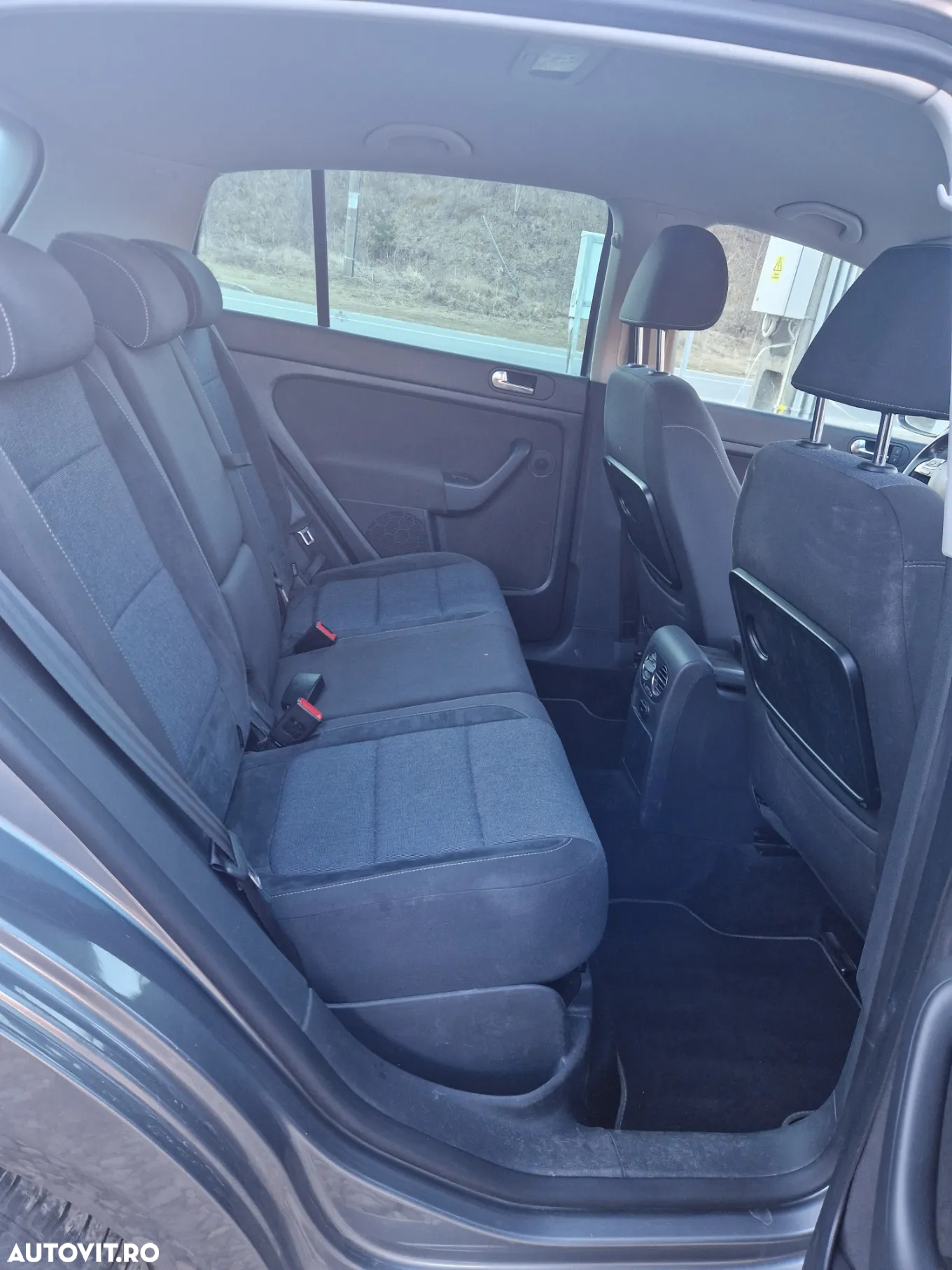Volkswagen Golf Plus 1.6 TDI DPF Style - 9