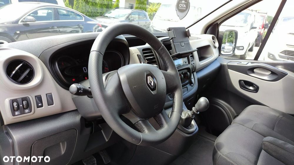 Renault Trafic - 31