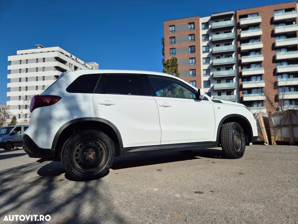 Suzuki Vitara 1.0 Passion - 15