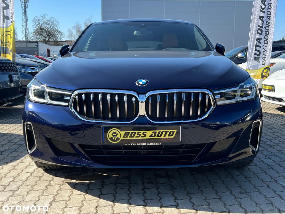 BMW 6GT - 4