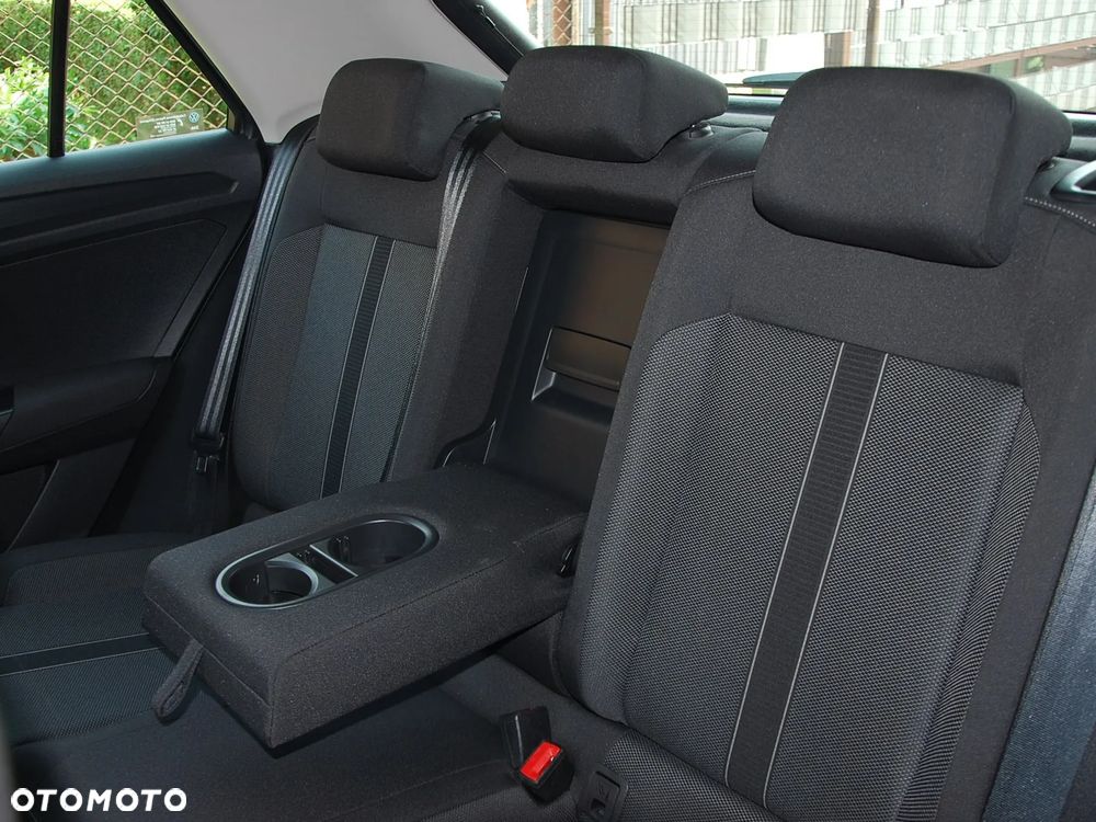 Volkswagen T-Roc 1.5 TSI Life DSG - 12
