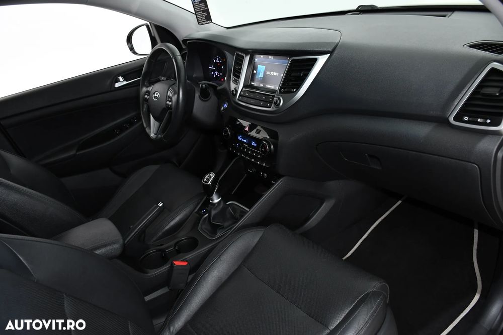 Hyundai Tucson 2.0 CRDI 2WD Style - 13