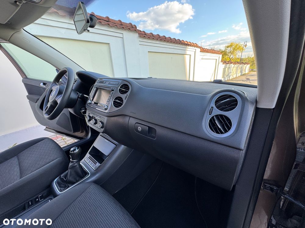 Volkswagen Tiguan - 37