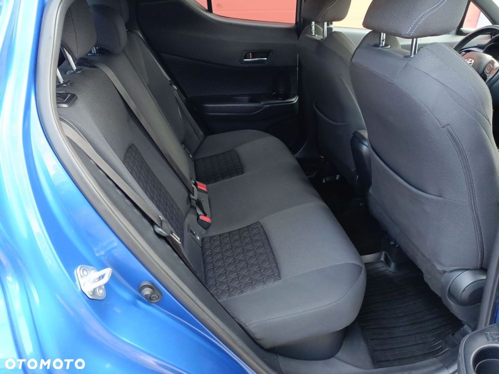 Toyota C-HR - 13