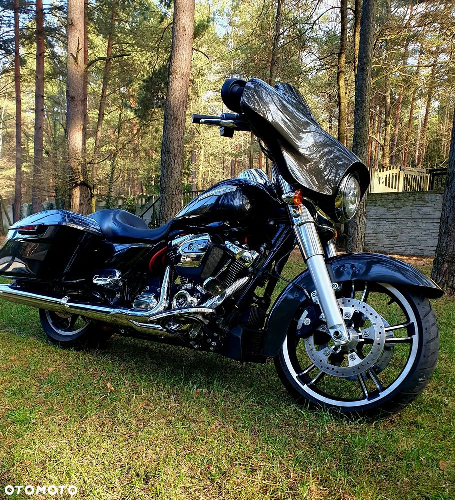 Harley-Davidson Touring Street Glide - 9