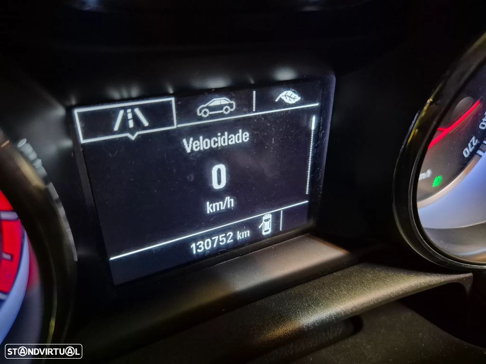 Opel Astra 1.0 Dynamic Sport S/S - 20