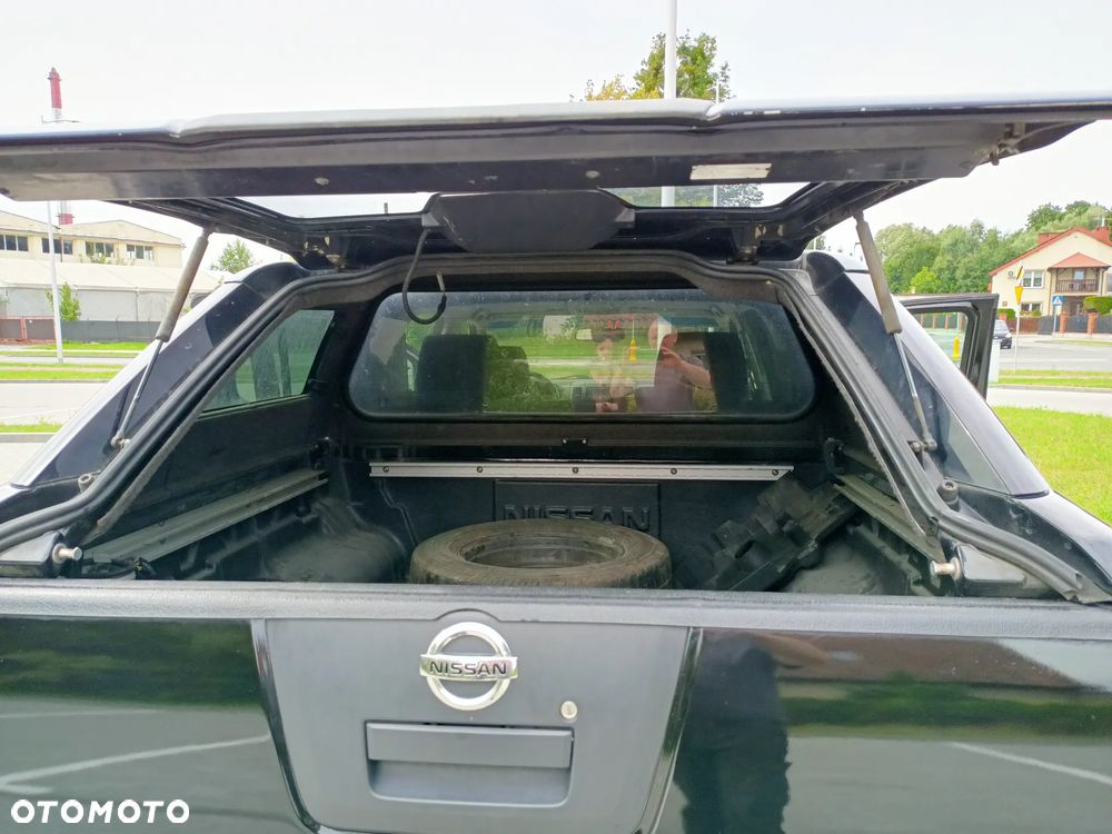 Nissan Navara 2.5 D XE - 3