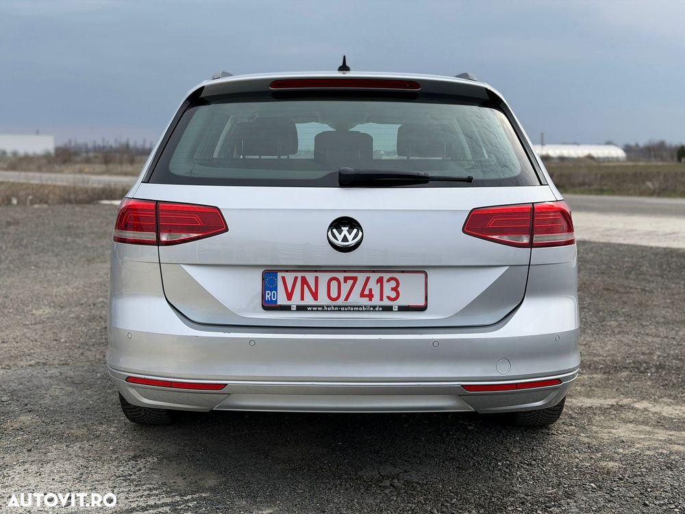 Volkswagen Passat 2.0 TDI (BlueMotion Technology) Comfortline - 3