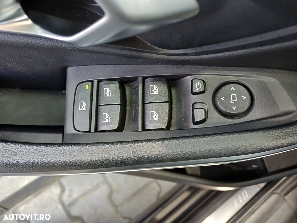 BMW Seria 3 320d xDrive AT M Sport - 9