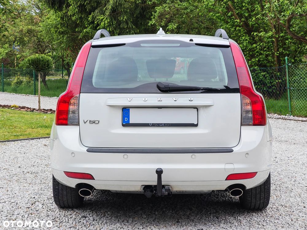 Volvo V50 D3 - 6