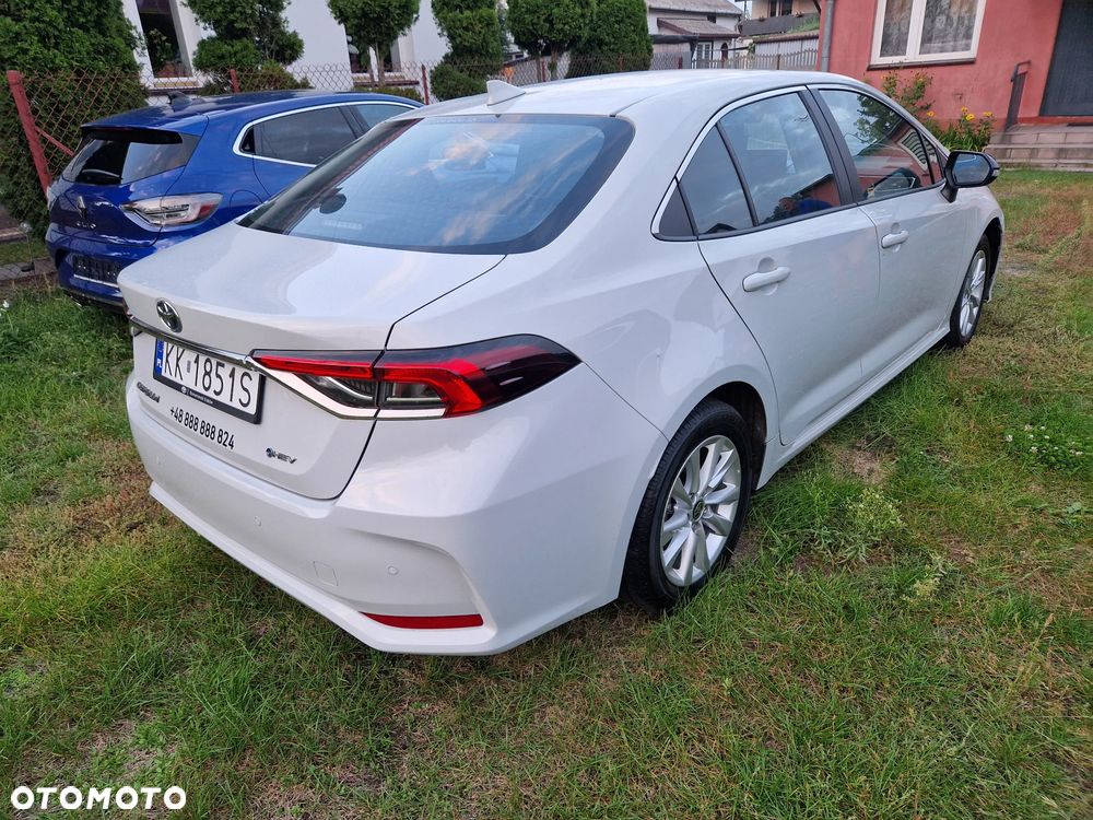 Toyota Corolla 1.8 Hybrid Comfort - 4