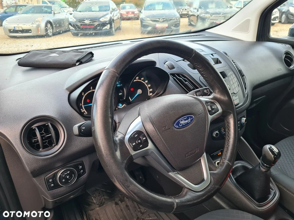 Ford Tourneo Courier 1.5 TDCi Trend - 20