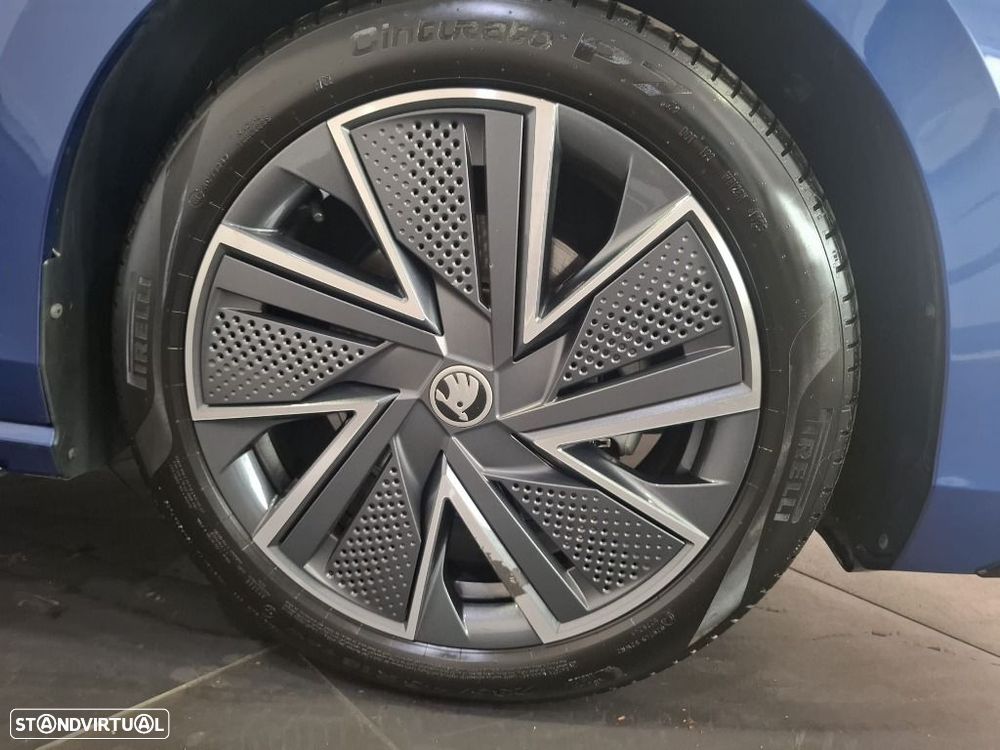 Skoda Superb Break 2.0 TDI Sportline DSG - 21