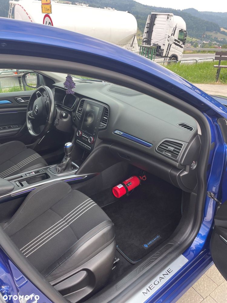 Renault Megane TCe 140 GPF GT LINE - 8