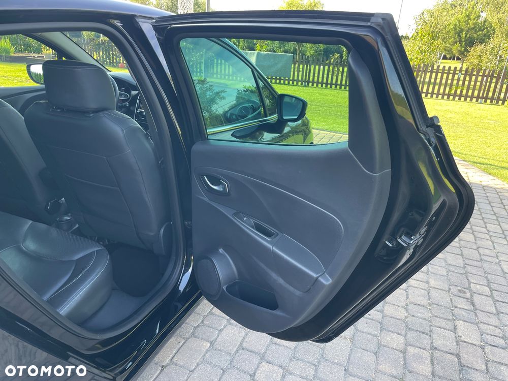 Renault Clio - 33