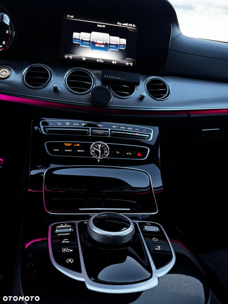 Mercedes-Benz E-Class 2017 photo 5