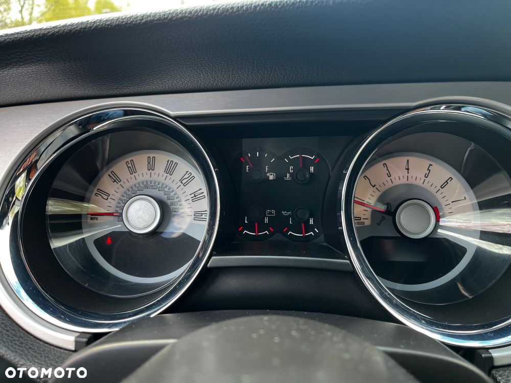 Ford Mustang 3.7 V6 Premium - 13