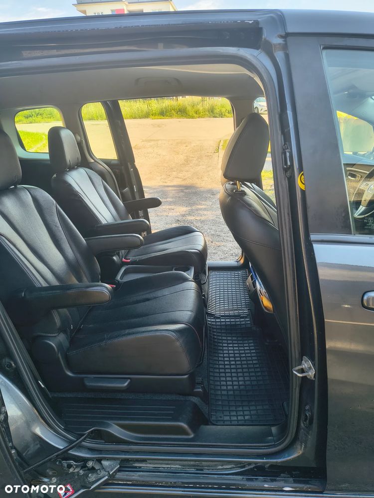 Mazda 5 - 11
