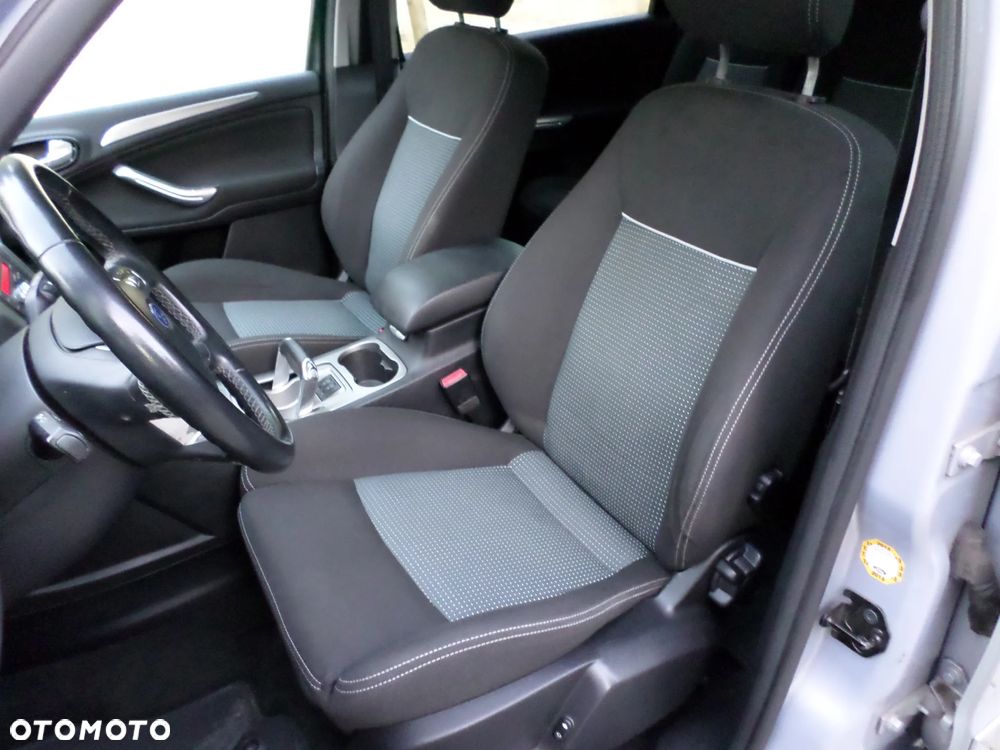 Ford S-Max 2.0 TDCi Trend - 25