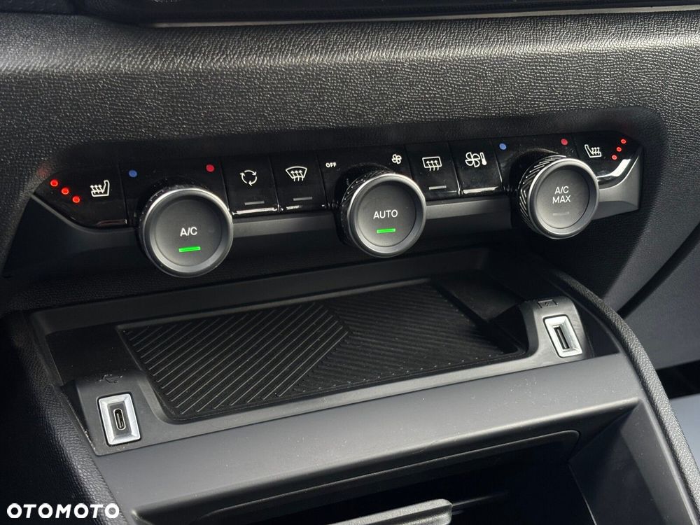 Citroën C4X 1.2 PureTech Max S&S EAT8 - 17