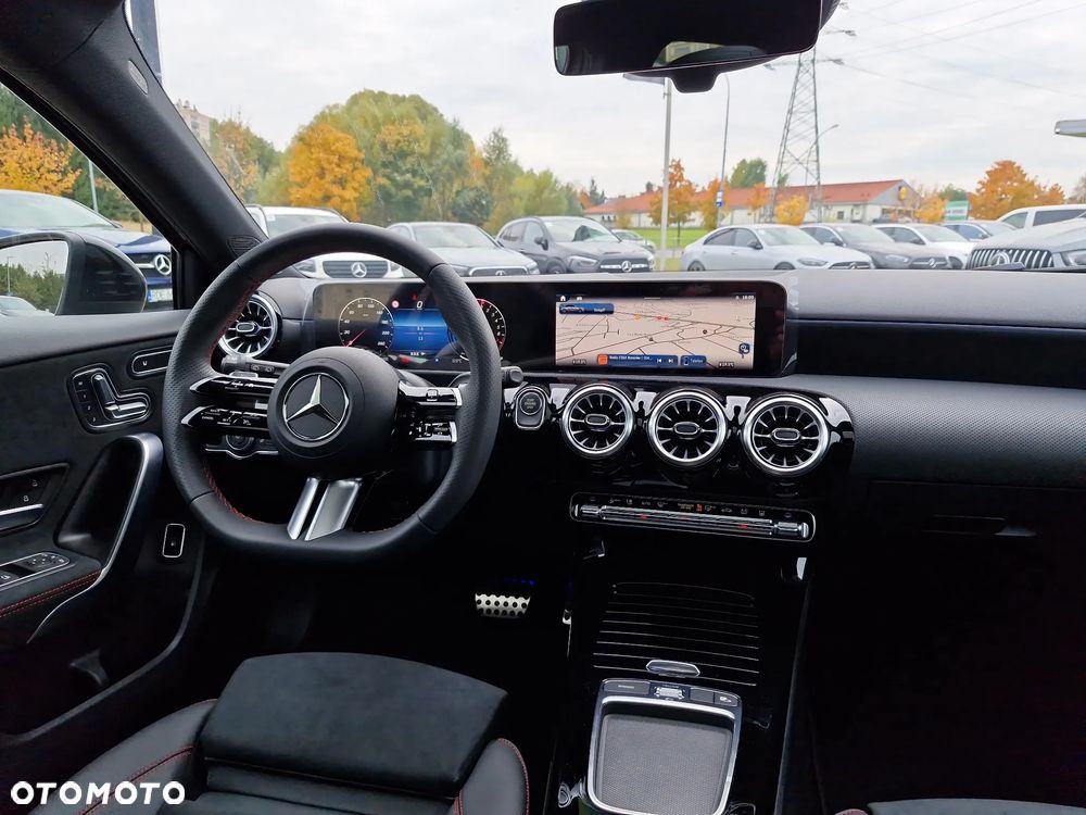 Mercedes-Benz Klasa A 250 e PHEV AMG Line 8G-DCT - 11