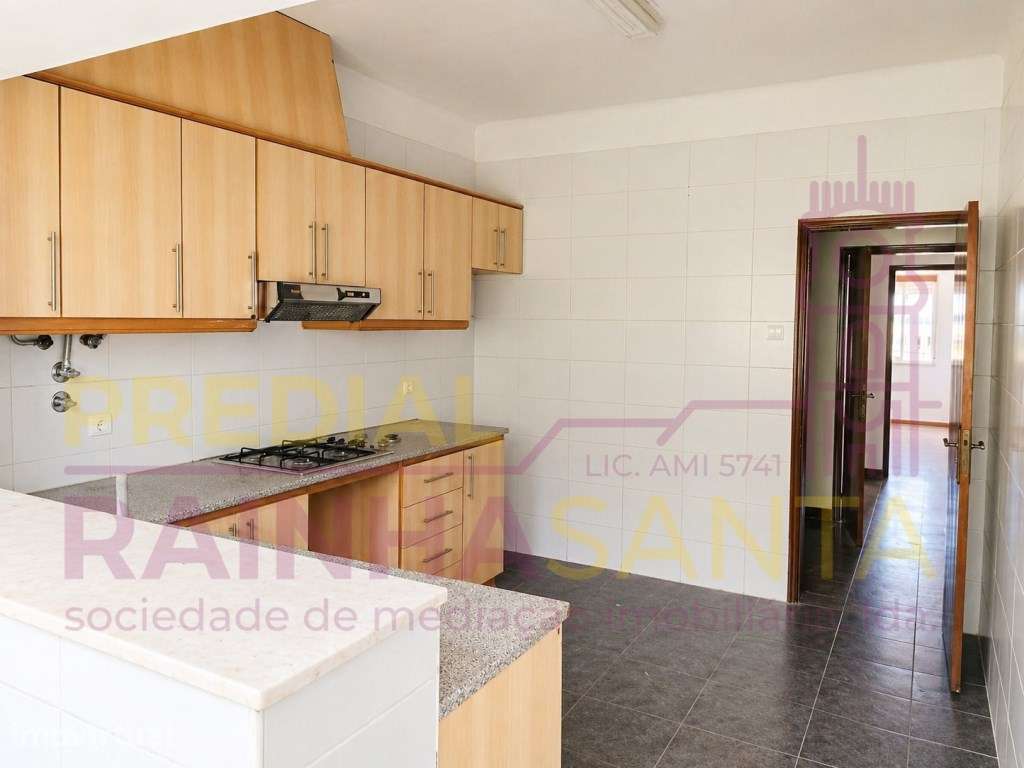 Apartamento T2 c/ garagem _ Coselhas - Grande imagem: 2/18