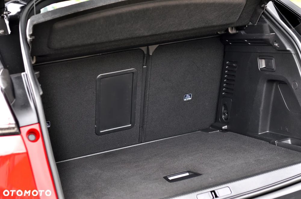 Peugeot 3008 1.5 BlueHDi GT Pack S&S EAT8 - 16