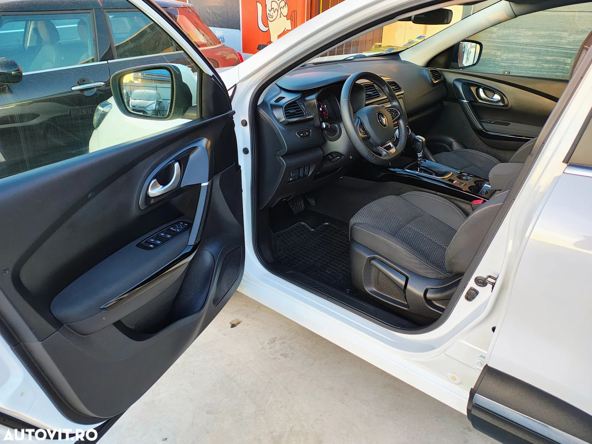 Renault Kadjar TCe 140 EDC GPF BUSINESS EDITION - 25